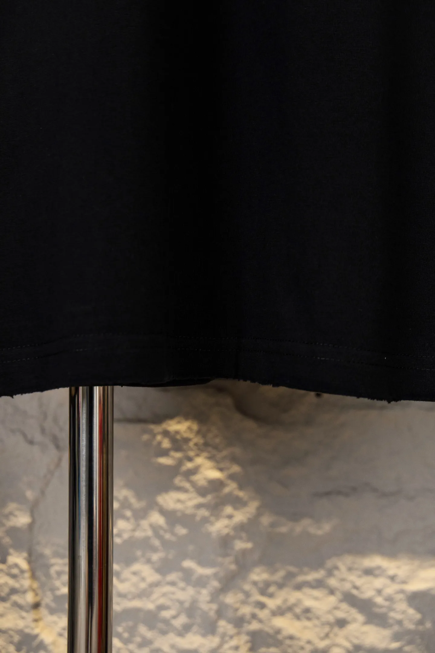 ：Y 100 ARC'TERYX 26ss New Arrival T ， ，Breathable ， 。 ， ， ， Same Style 。 ， ， ； logo， ， 。Classic Versatile ， 、 ， 、 、 。 ， ， ！ ：Black White Size：S-XL